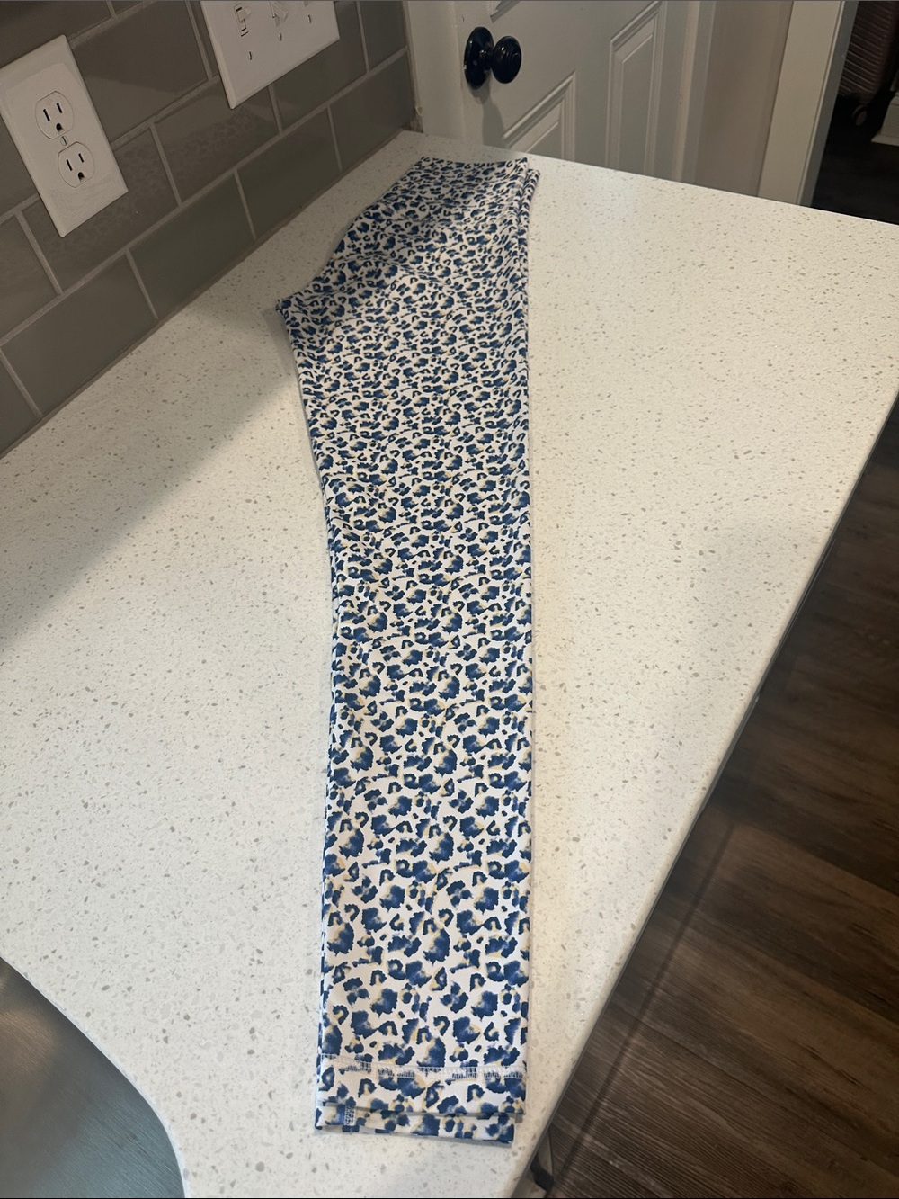 Blue Leopard Print Leggings